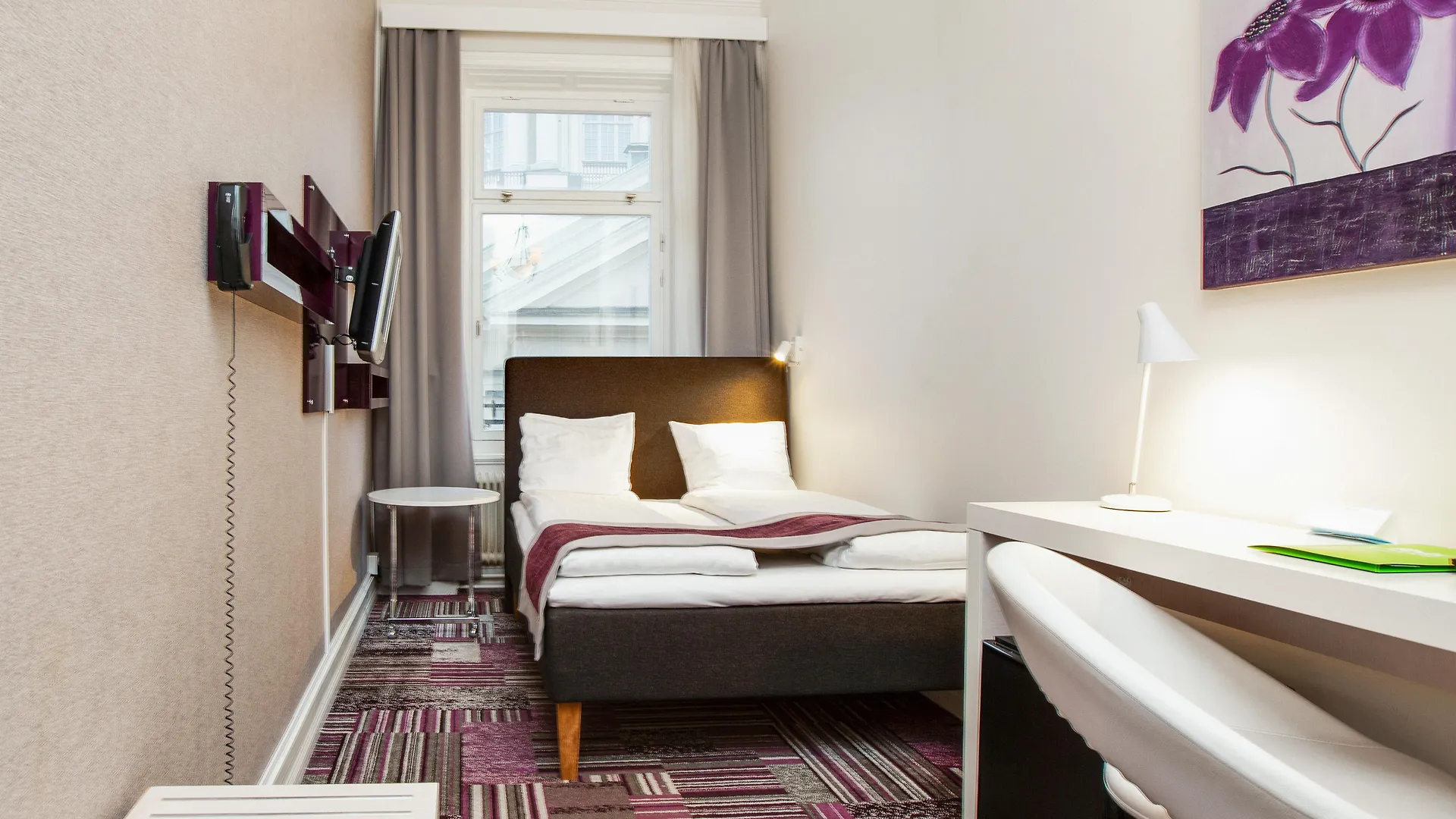 Hotel Ibis Styles Stockholm Odenplan 3*,  Suecia