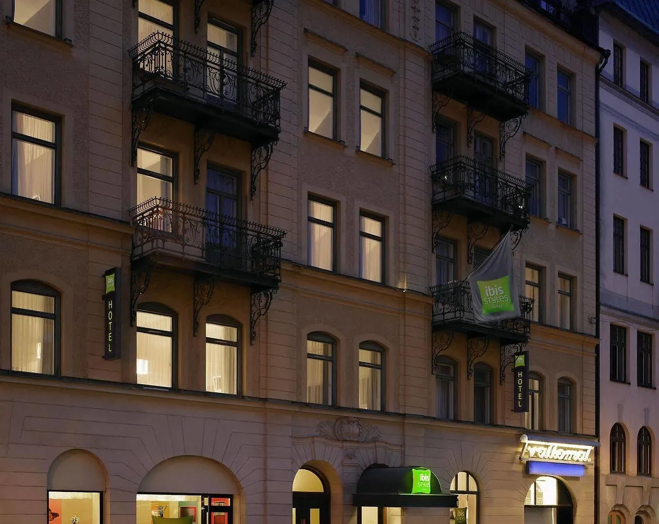 Hotel Ibis Styles Stockholm Odenplan 3*,